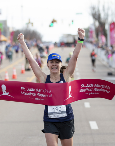 Full marathoner Sadie Smith of Kirkwood, MO finished with a winning time of 2:56:44. Supporters of St. Jude Children’s Research Hospital participate in the 2023 St. Jude Memphis Marathon Weekend presented by Juice Plus+ on Saturday, December 2, 2023 in Memphis, Tenn. More than 20,000 participants representing all 50 states and 75 countries, including more than 1,350 patient families are participating in the event. Since its inception, the St. Jude Memphis Marathon has raised more than $123 million for the life-saving mission of St. Jude. (Photo credit: ALSAC Photography)