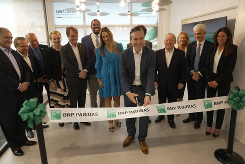 Senior BNP Paribas executives including (Middle L-R) Annabella Espina, Miami office COO, Matt O’Connor, Head of the new Miami office, Olivier Osty, Head of Global Markets, José Placido, US CEO, BNP Paribas and local elected officials and leaders including Laura DiBella of FloridaCommerce, Raphaël Trapp, Consul General of France in Miami, and Rodrick Miller of the Miami-Dade Beacon Council among others, cut the ribbon officially opening the bank’s new offices in the Brickell Ave area of Miami. (Photo: Business Wire)