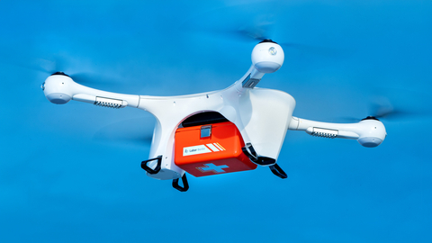 original Matternet M2 drone carrying a lab sample for Labor Berlin. (Photo: Business Wire)