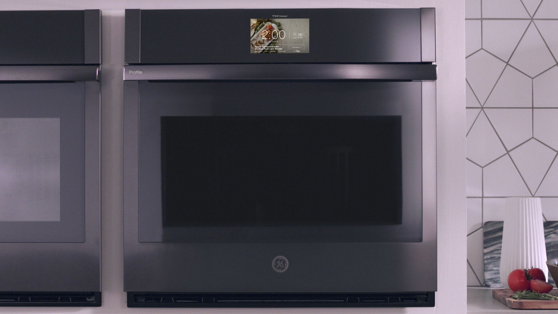 Does The Full-Size Oven Have a Place in the Modern Home?