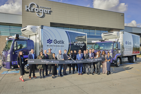 Gatik, Kroger, City of Dallas and Texas State partners celebrate Gatik and Kroger collaboration with ribbon-cutting ceremony in Dallas-Fort Worth. (Photo: Business Wire)