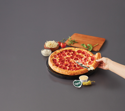 Cheesy Calzone Epic Stuffed Crust Pizza (Photo: Business Wire)