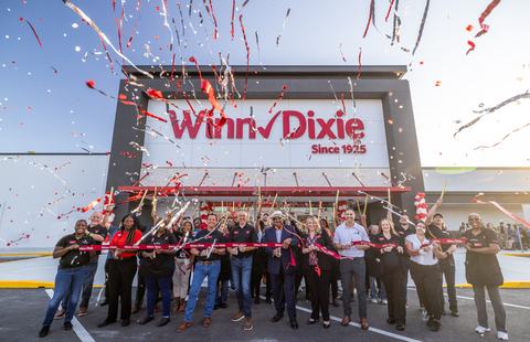 2023 has been a year of growth and renewal for Southeastern Grocers, with 17 store remodels providing customers with improved, localized shopping experiences and enhanced offerings, along with the opening of two brand-new Winn-Dixie stores in its home state of Florida - in the Apopka City Center in Orange County and the new College Park development in its hometown of Jacksonville. (Photo: Business Wire)