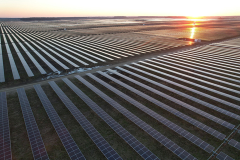 Fox Squirrel solar located in Madison County Ohio. (Photo: Business Wire)