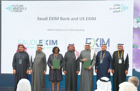 thumbnail Saudi EXIM and US EXIM MoU exchange during the Future Minerals Forum (Photo: AETOSWire)