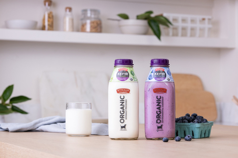 Straus Family Creamery introduces two NEW Organic Lowfat Kefirs in Plain and Blueberry. A cultured milk beverage similar to yogurt, but with a drinkable consistency and more tangy taste, kefir is a delicious and nutritious choice. (Photo: Business Wire)