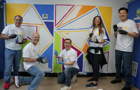 original More than 115 of PPG’s global leaders completed a COLORFUL COMMUNITIES® project with Heart of America to revitalize the Boys & Girls Clubs of Broward County Nan Knox Unit in Fort Lauderdale, Fla. (Photo: Business Wire)