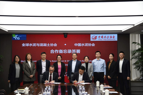 Global Cement and Concrete Association and China Cement Association  sign decarbonisation agreement in Beijing