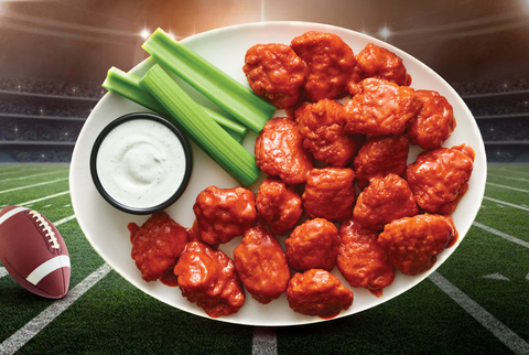 Applebee’s is helping guests score big on game day by offering 20 FREE Boneless Wings – on February 11 only – for To Go or delivery orders of $40 or more on Applebees.com or the NEW Applebee’s mobile app. (Photo: Business Wire)