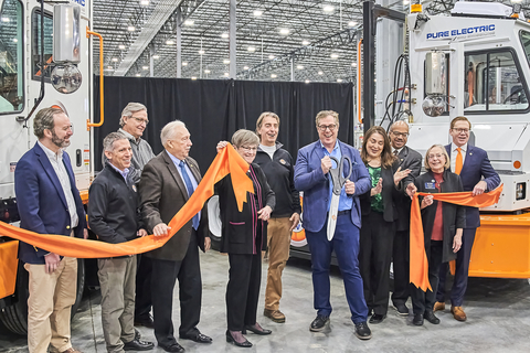 Orange EV and local leaders celebrate new headquarters in Kansas City, Kansas. (Photo: Business Wire)