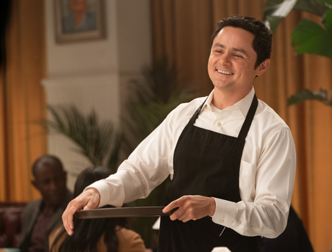 The new Total by Verizon Big Game spot on Univision this Sunday includes a surprise cameo from actor Arturo Castro. (Photo: Business Wire)