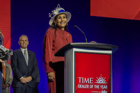 thumbnail Rita Case at the podium (Photo Credit: Ally Financial)