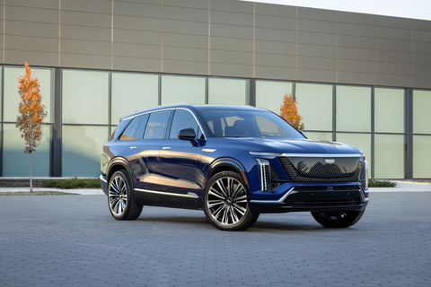 GM's all-electric Cadillac 2026 VISTIQ. (Photo: Business Wire)