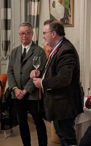 Naotaka Miyasaka, president of Miyasaka Brewing Company, Ltd., presenting his sake alongside M.O.F. sommelier Arnaud Chambost (Photo: Business Wire)