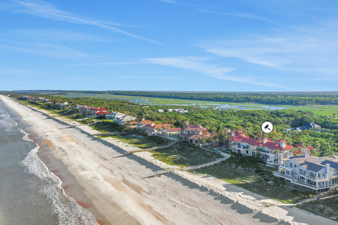 The oceanfront home includes a private beachwalk leading directly to the sand. It is located at 1263 Ponte Vedra Blvd, just 30 mins from the heart of downtown Jacksonville. OceanfrontLuxuryAuction.com. (Photo: Business Wire)