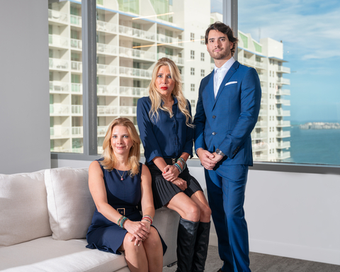 Nicole Spirgatis, Patricia Holder and Renato Izaguirre - Phoenix Private Client Group (Photo: Business Wire)
