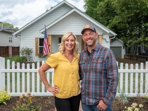 Cornerstone Building Brands expands partnership with HGTV stars and Fixer to Fabulous hosts Dave and Jenny Marrs to utilize and highlight the company's leading home exterior product brands in multi-year agreement. (Photo: Business Wire)
