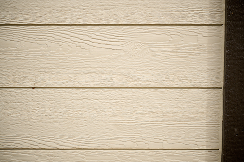 LP SmartSide Nickel Gap Siding (Photo: Business Wire)