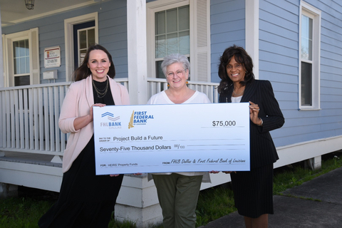 CRA Manager Melissa Dickson of First Federal Bank of Louisiana, left, presents a $75,000 ceremonial check under FHLB Dallas’ Heirs’ Property Program to Executive Director Charla Blake of Project Build a Future, center, and Executive Director Genia Coleman-Lee of Southwest LA Law Center. (Photo: Business Wire)