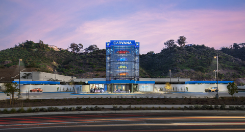 Carvana Opens 39th Iconic Vending Machine in Mission Valley (Photo: Business Wire)