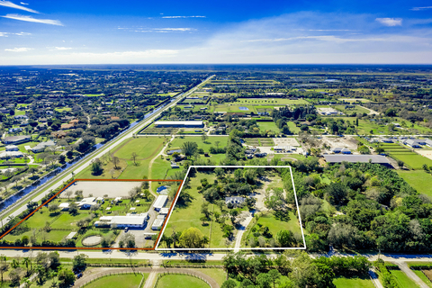 The parcels are located in the Rustic Ranches development in Wellington, FL. The equestrian and ranch community enjoys city water and is not burdened by the restrictions of a homeowners’ association. It is within hacking distance to the Winter Equestrian Festival (WEF) grounds. WellingtonLuxuryAuction.com.(Photo: Platinum Luxury Auctions)
