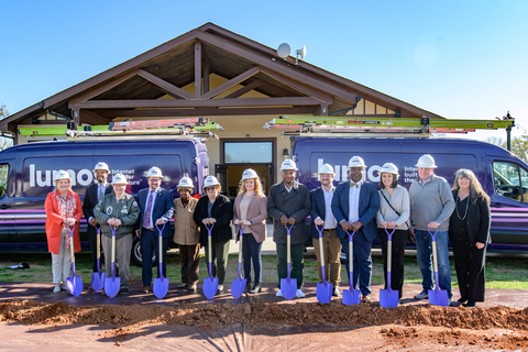 Lumos broke ground yesterday in Spartanburg, South Carolina, with the Spartanburg Area Chamber of Commerce, OneSpartanburg. With this expansion, thousands of homes and small businesses in Upstate S.C. will have access to Lumos' ultra-fast internet. (Photo: Business Wire)