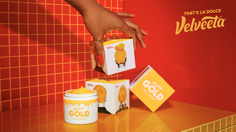 Live La Dolce VELVEETA with New Limited-Edition VELVEETA Gold Hair Dye (Photo: Business Wire)