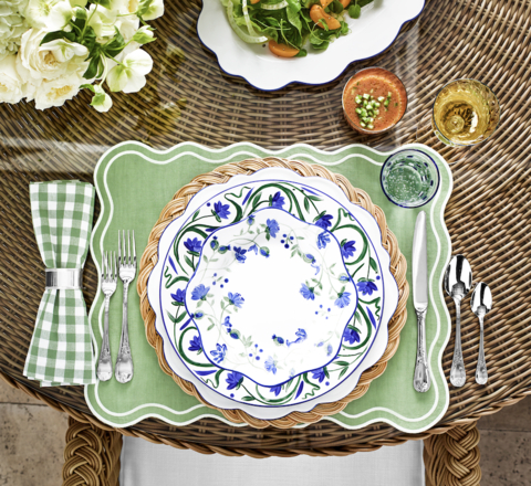 AERIN for Williams Sonoma - Green Placemat and Napkin with Blue Dinnerware (Photo: Williams Sonoma)