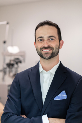 Hercules Logothetis, MD, Owner and Surgeon, Eye Physicians of Libertyville (Photo: Business Wire)