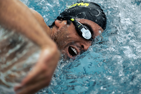 FORM's Smart Swim 2 goggles feature an augmented reality display, integrated heart rate, SwimStraight™ for open water navigation, and more. (Photo: Business Wire)
