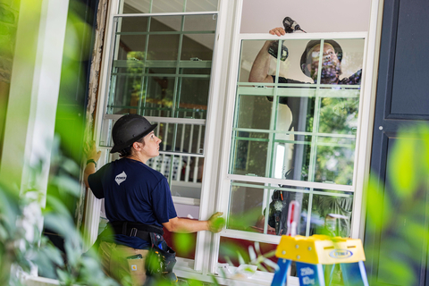 Members of POWER’s Dan Price Craftsmanship Academy install windows on a customer's home as part of their master craftsman training. (Photo: Business Wire)