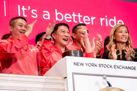 Executives and guests of Ryde Group Ltd (NYSE American: RYDE) participated in the New York Stock Exchange closing bell ceremony to celebrate the Company's listing. Terence Zou, CEO and Founder, rang the Closing Bell. Photo Credit: NYSE
