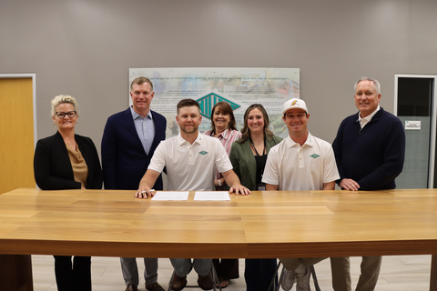 Dillon Board Golf Sponsorship Contract Signing with Miller Electric Company (Photo: Business Wire)