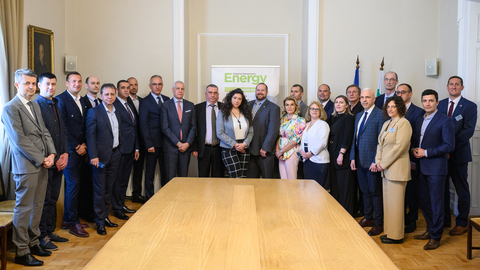 Westinghouse signs MOU with 17 Bulgarian Suppliers (Photo: Business Wire)