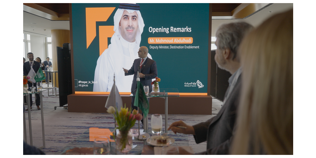 Saudi Arabia destaca iniciativas de inversión en turismo en el Foro Internacional de Inversión en Hotelería ​