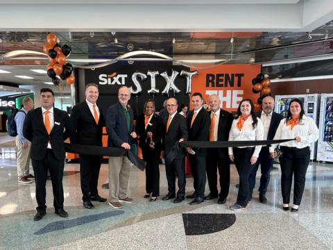 Kansas City International Airport Deputy Director of Properties and Commercial Development Pete Fullerton (third from left) joined SIXT North America President Tom Kennedy (fifth from left) along with SIXT team members for a ribbon cutting at SIXT’s new Kansas City International Airport branch. (Photo: Business Wire)
