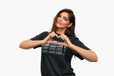 original Latin artist Ana Barbara shows love for St. Jude wearing her This Shirt Saves Lives t-shirt (Photo: Business Wire)