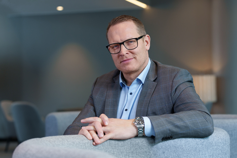 “Sustainable operations are no longer an additional luxury that concerns select buildings in the EU. Instead, all buildings will need to adapt to the EU’s new regulations and taxonomy,” says Tuomas Qvick, CEO of Sustera Group. Sustera is a leading property lifecycle management company. Photo: Sustera