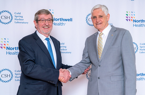 Northwell Health President & CEO Michael Dowling (left) and Bruce Stillman, President & CEO of Cold Spring Harbor Laboratory, reaffirm their exclusive strategic affiliation for another 10 years. Photo credit: Northwell Health