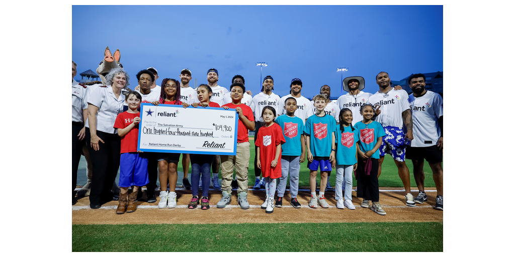 Reliant Home Run Derby with Dallas Cowboys Scores 5,000 to North Texas Nonprofits