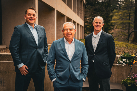 Pictured left to right: Joe Anthony, Co-owner, President and Head of Gregory FCA’s Financial Services division; Greg Matusky, Founder and CEO of Gregory FCA; and Bill Haynes, Founder and CEO of BackBay Communications (Photo: Business Wire)