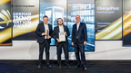 Thomas Speidel, CEO of ADS-TEC Energy, on the left receives the German Innovation Award for ChargePost (Photo: Business Wire)