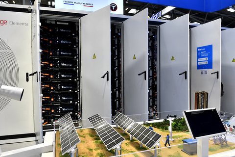 Intersolar Europe展示混合發電系統領域的創新成果。(© Solar Promotion GmbH)