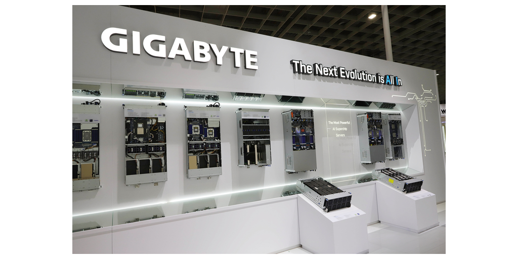 台北101の頂点に輝くGIGABYTE、COMPUTEXでAI進化を加速させる次世代コンピューティングを披露 | Business Wire
