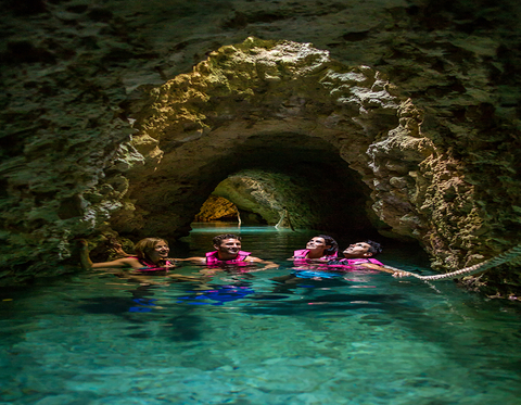 Exploring An Underground River, Xcaret (Photo: Grupo Xcaret)