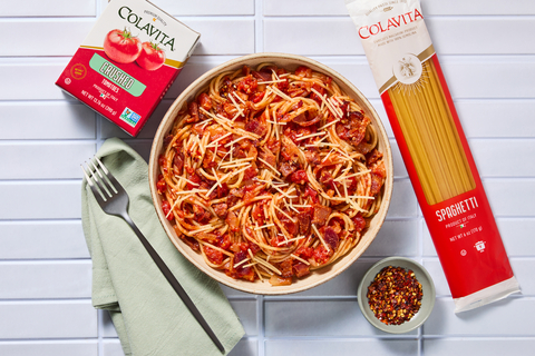 Spicy Spaghetti Amatriciana with Bacon is one of six new Ciao, Italia recipes featuring Colavita ingredients (Photo: Business Wire)