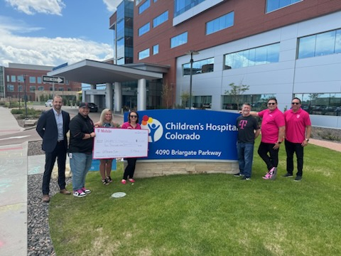 Colorado Children's Hospital receives $10,000 donation from local T-Mobile team. (Photo: Business Wire)