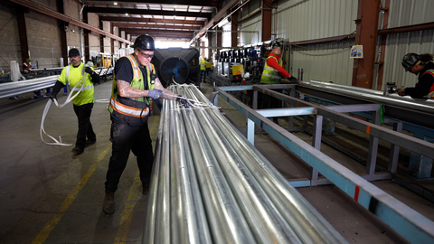 Unimact’s steel line worker preparing critical steel components for solar power generation projects in the southwestern U.S. (Photo: Nextracker)