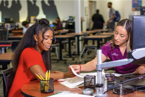Learn4Life empowers students through the personalized learning model. (Photo: Business Wire)