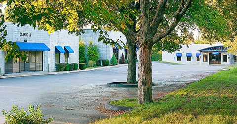 QPS Missouri, a division of QPS Holdings, LLC, a global Contract Research Organization. QPS Missouri conducts Phase I-IV clinical trials and houses central lab, safety lab, PBMC and cell production services in Springfield, Missouri. (Photo: Business Wire)